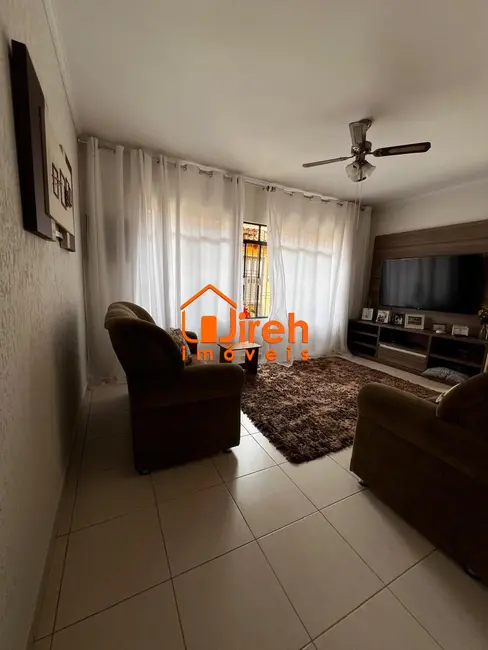Foto 8 de Casa com 3 quartos à venda, 175m2 em Vila Bocaina, Maua - SP
