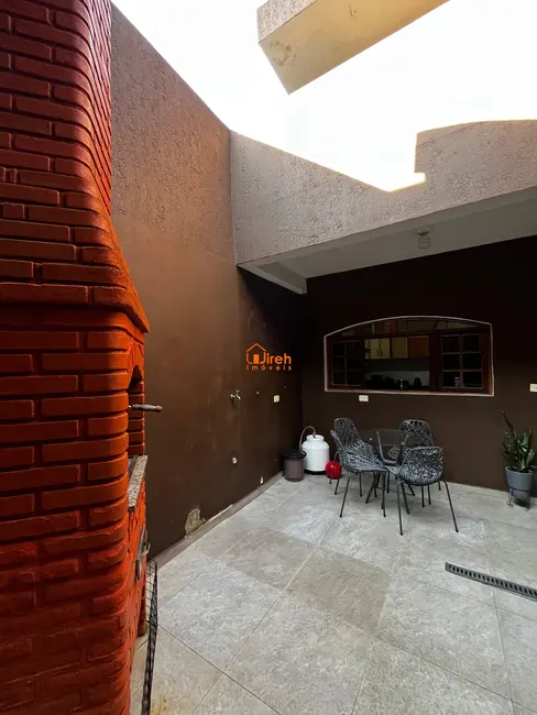 Sobrado com 3 quartos à venda, 298m2 em Vila Independência, Maua - SP - imagem 2 Foto 2 de Sobrado com 3 quartos à venda, 298m2 em Vila Independência, Maua - SP