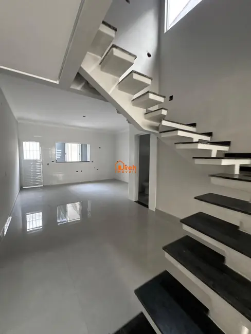 Foto 9 de Sobrado com 3 quartos à venda, 153m2 em Parque São Vicente, Maua - SP