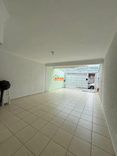 Sobrado com 3 quartos à venda, 164m2 em Jardim Guapituba, Maua - SP - imagem 5 Foto 5 de Sobrado com 3 quartos à venda, 164m2 em Jardim Guapituba, Maua - SP