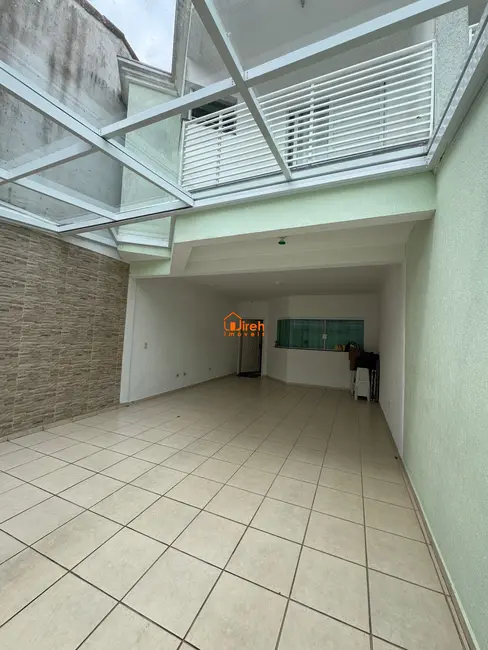 Sobrado com 3 quartos à venda, 164m2 em Jardim Guapituba, Maua - SP - imagem 2 Foto 2 de Sobrado com 3 quartos à venda, 164m2 em Jardim Guapituba, Maua - SP