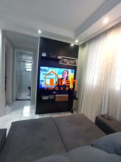 Foto 1 de Apartamento com 2 quartos à venda, 45m2 em Parque São Vicente, Maua - SP