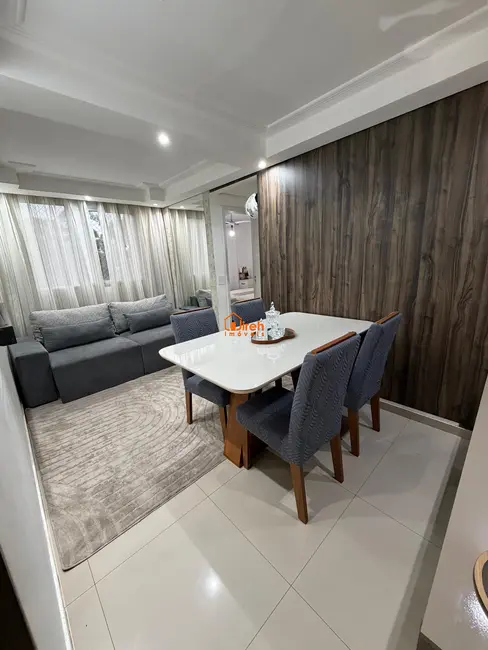 Foto 2 de Apartamento com 2 quartos à venda, 48m2 em Parque São Vicente, Maua - SP