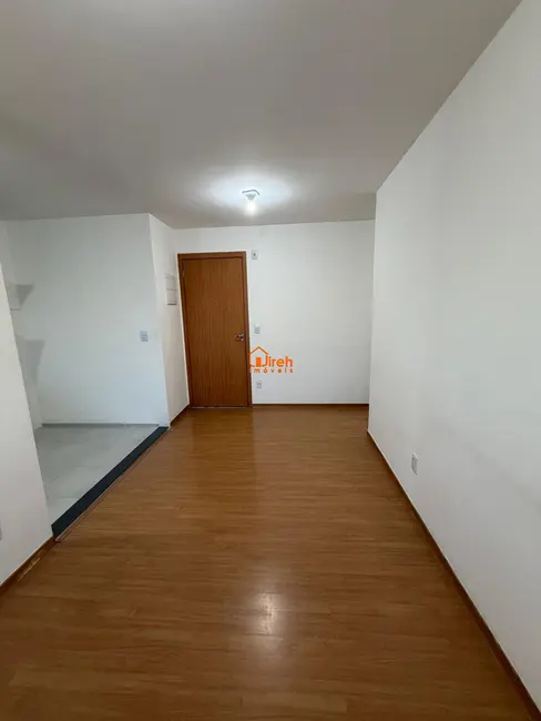 Foto 4 de Apartamento com 2 quartos à venda, 44m2 em Parque São Vicente, Maua - SP