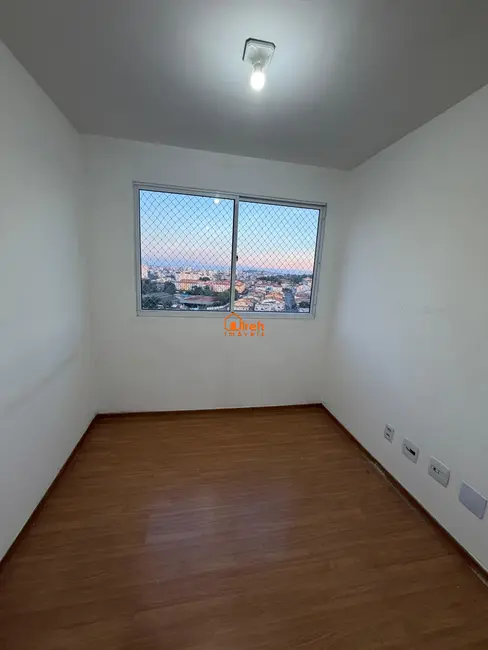 Foto 2 de Apartamento com 2 quartos à venda, 44m2 em Parque São Vicente, Maua - SP