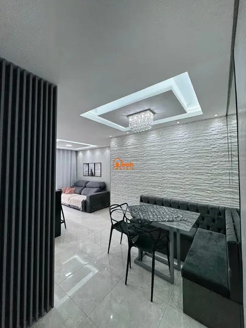 Foto 3 de Apartamento com 2 quartos à venda, 50m2 em Jardim Pilar, Maua - SP