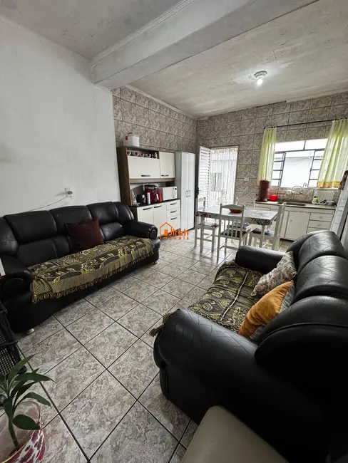 Casa com 5 quartos à venda, 130m2 em Jardim Anchieta, Maua - SP - imagem 8 Foto 8 de Casa com 5 quartos à venda, 130m2 em Jardim Anchieta, Maua - SP