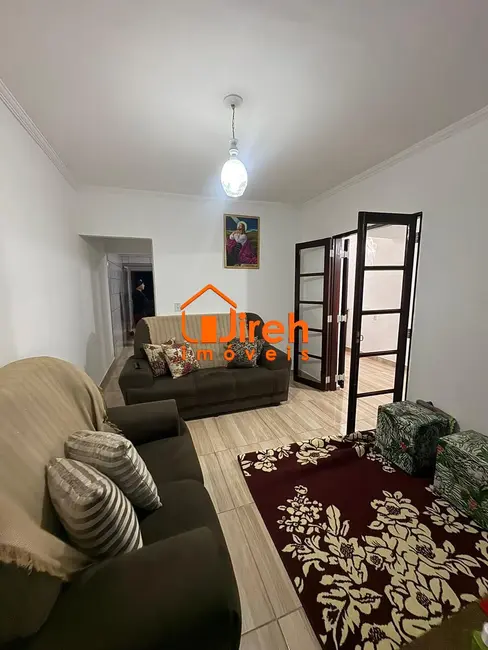 Sobrado com 3 quartos à venda, 121m2 em Jardim São Francisco, Maua - SP - imagem 9 Foto 9 de Sobrado com 3 quartos à venda, 121m2 em Jardim São Francisco, Maua - SP