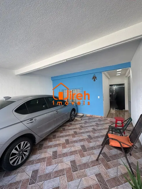 Sobrado com 3 quartos à venda, 121m2 em Jardim São Francisco, Maua - SP - imagem 1 Foto 1 de Sobrado com 3 quartos à venda, 121m2 em Jardim São Francisco, Maua - SP