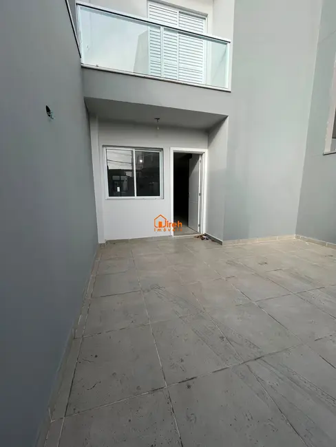 Foto 1 de Sobrado com 3 quartos à venda, 145m2 em Jardim Haydee, Maua - SP