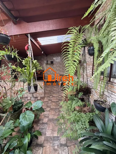 Foto 1 de Casa com 2 quartos à venda, 99m2 em Vila Assis Brasil, Maua - SP