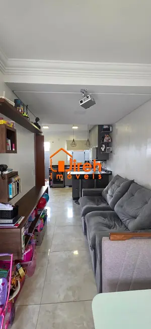 Foto 1 de Sobrado com 2 quartos à venda, 51m2 em Jardim Santista, Maua - SP