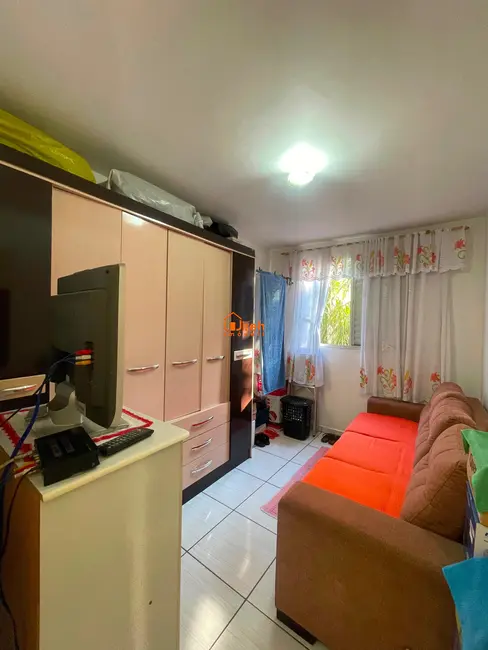 Foto 9 de Apartamento com 2 quartos à venda, 45m2 em Parque São Vicente, Maua - SP