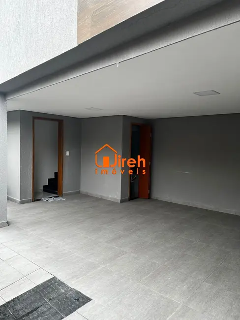 Sobrado com 2 quartos à venda, 97m2 em Vila Alzira, Santo Andre - SP - imagem 3 Foto 3 de Sobrado com 2 quartos à venda, 97m2 em Vila Alzira, Santo Andre - SP