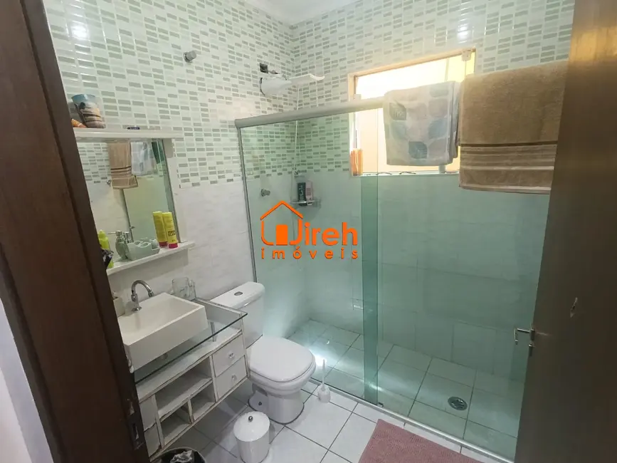Sobrado com 3 quartos à venda, 185m2 em Jardim Guapituba, Maua - SP - imagem 7 Foto 7 de Sobrado com 3 quartos à venda, 185m2 em Jardim Guapituba, Maua - SP