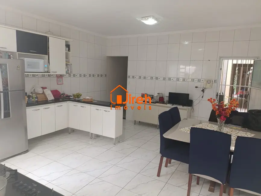 Sobrado com 3 quartos à venda, 185m2 em Jardim Guapituba, Maua - SP - imagem 5 Foto 5 de Sobrado com 3 quartos à venda, 185m2 em Jardim Guapituba, Maua - SP