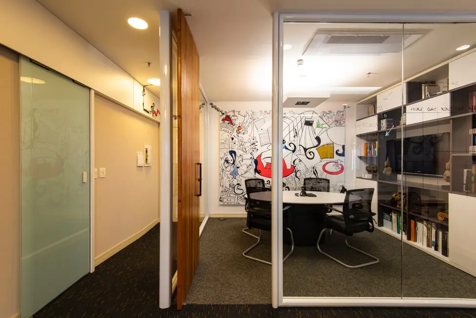 Foto 3 de Sala Comercial à venda, 80m2 em Sítio Tamboré Alphaville, Barueri - SP