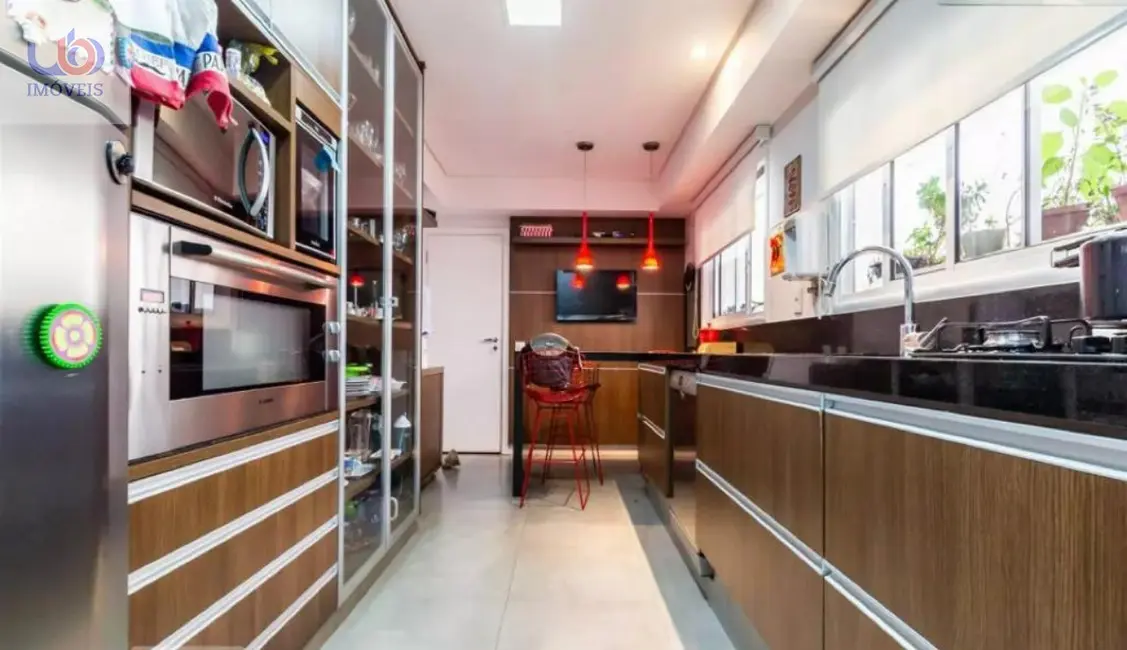 Apartamento com 3 quartos à venda e para alugar, 214m2 em Barueri - SP - imagem 8 Foto 8 de Apartamento com 3 quartos à venda e para alugar, 214m2 em Barueri - SP