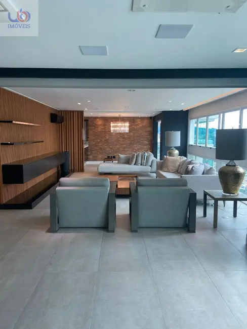 Foto 1 de Apartamento com 3 quartos à venda e para alugar, 250m2 em Barueri - SP