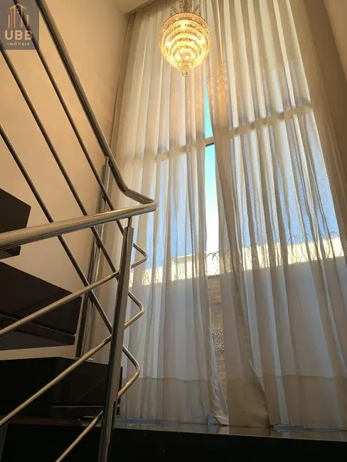 Casa com 3 quartos à venda, 284m2 em Jardim Amália, Volta Redonda - RJ - imagem 2 Foto 2 de Casa com 3 quartos à venda, 284m2 em Jardim Amália, Volta Redonda - RJ
