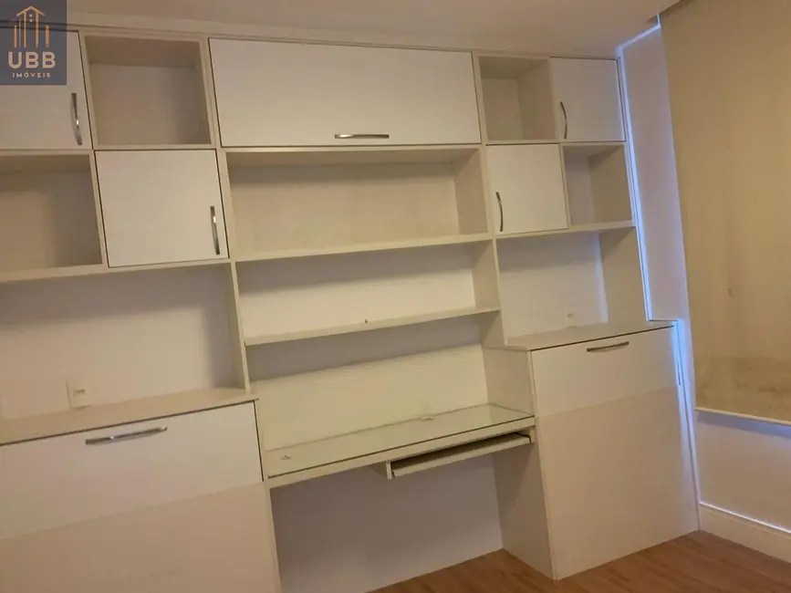 Casa com 3 quartos à venda, 284m2 em Jardim Amália, Volta Redonda - RJ - imagem 4 Foto 4 de Casa com 3 quartos à venda, 284m2 em Jardim Amália, Volta Redonda - RJ