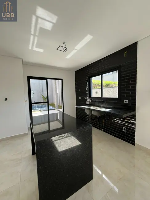 Foto 5 de Casa com 3 quartos à venda, 126m2 em Santana De Parnaiba - SP