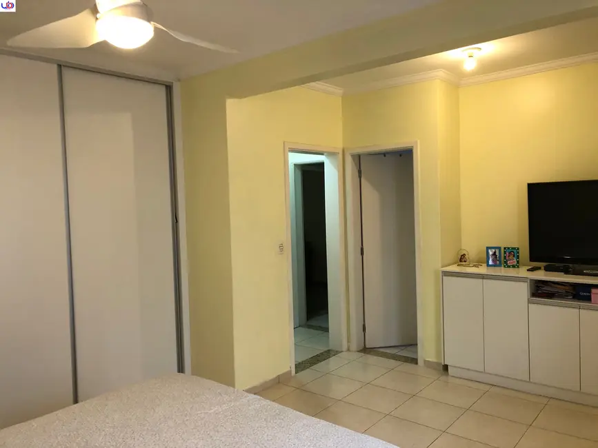 Casa com 4 quartos à venda, 352m2 em Vila Alpes Suíços, Indaiatuba - SP - imagem 9 Foto 9 de Casa com 4 quartos à venda, 352m2 em Vila Alpes Suíços, Indaiatuba - SP