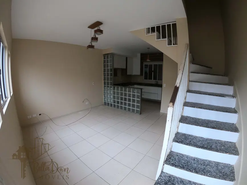 Foto 3 de Casa de Condomínio com 2 quartos para alugar, 61m2 em Água Espraiada (Caucaia do Alto), Cotia - SP