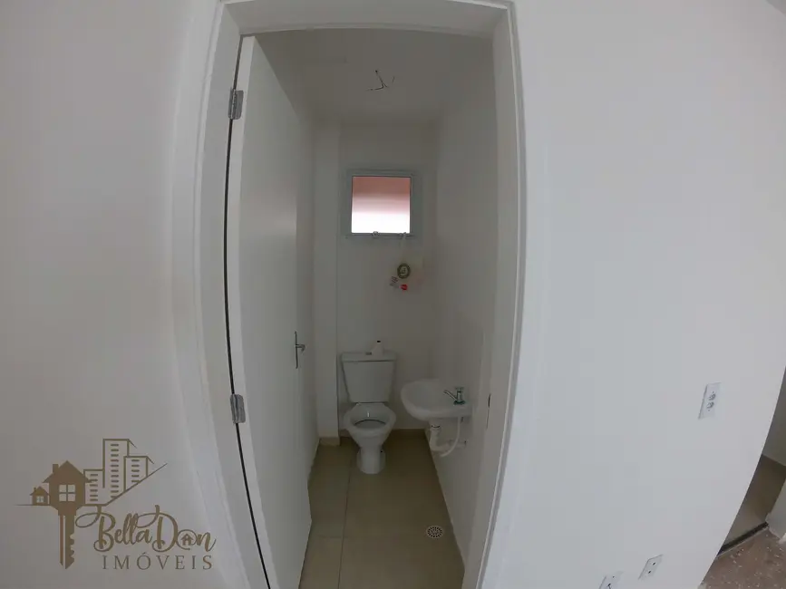 Foto 6 de Casa de Condomínio com 2 quartos à venda, 49m2 em Água Espraiada (Caucaia do Alto), Cotia - SP