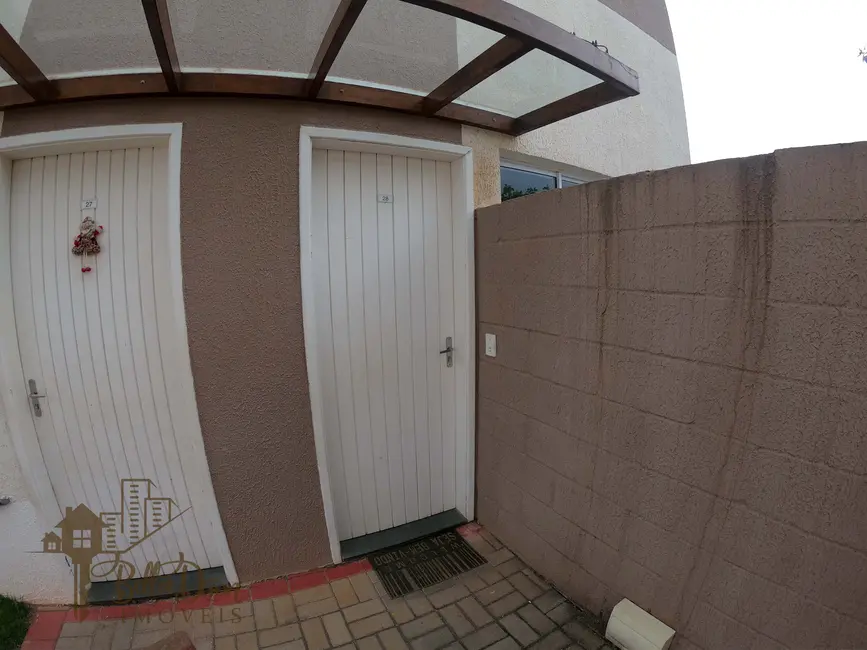 Foto 3 de Casa de Condomínio com 2 quartos para alugar, 49m2 em Água Espraiada (Caucaia do Alto), Cotia - SP