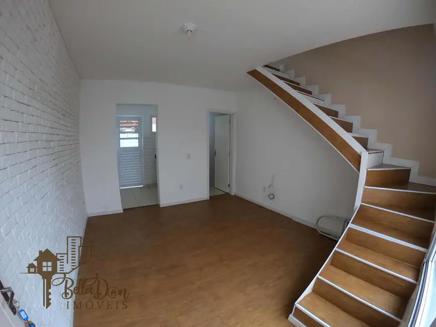 Foto 4 de Casa de Condomínio com 2 quartos para alugar, 49m2 em Água Espraiada (Caucaia do Alto), Cotia - SP