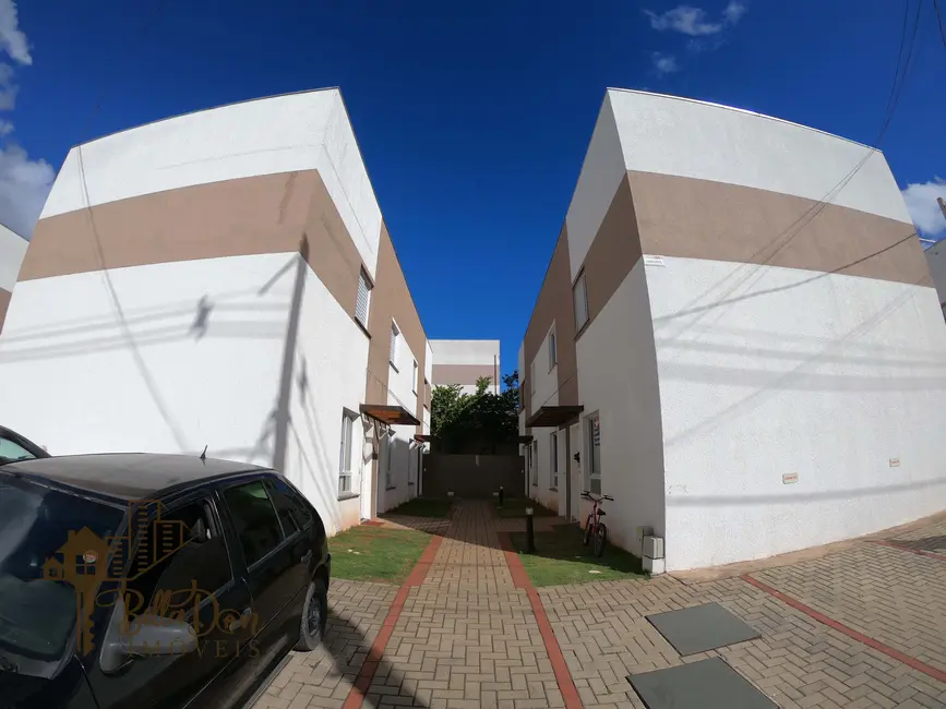 Foto 2 de Casa de Condomínio com 2 quartos para alugar, 49m2 em Água Espraiada (Caucaia do Alto), Cotia - SP