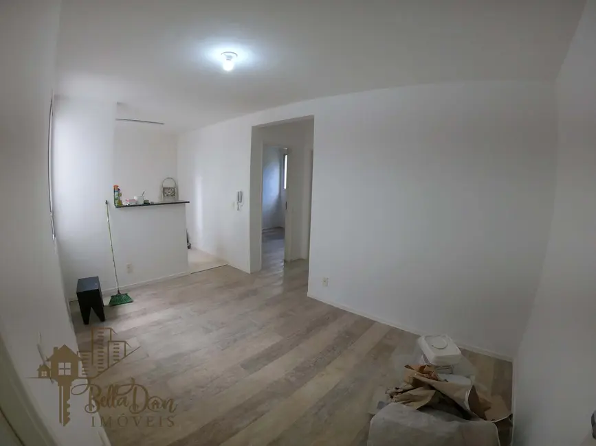 Foto 3 de Apartamento com 2 quartos para alugar, 45m2 em Chácara Tropical (Caucaia do Alto), Cotia - SP