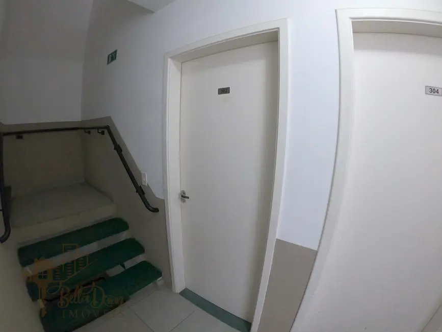 Foto 2 de Apartamento com 2 quartos para alugar, 45m2 em Chácara Tropical (Caucaia do Alto), Cotia - SP