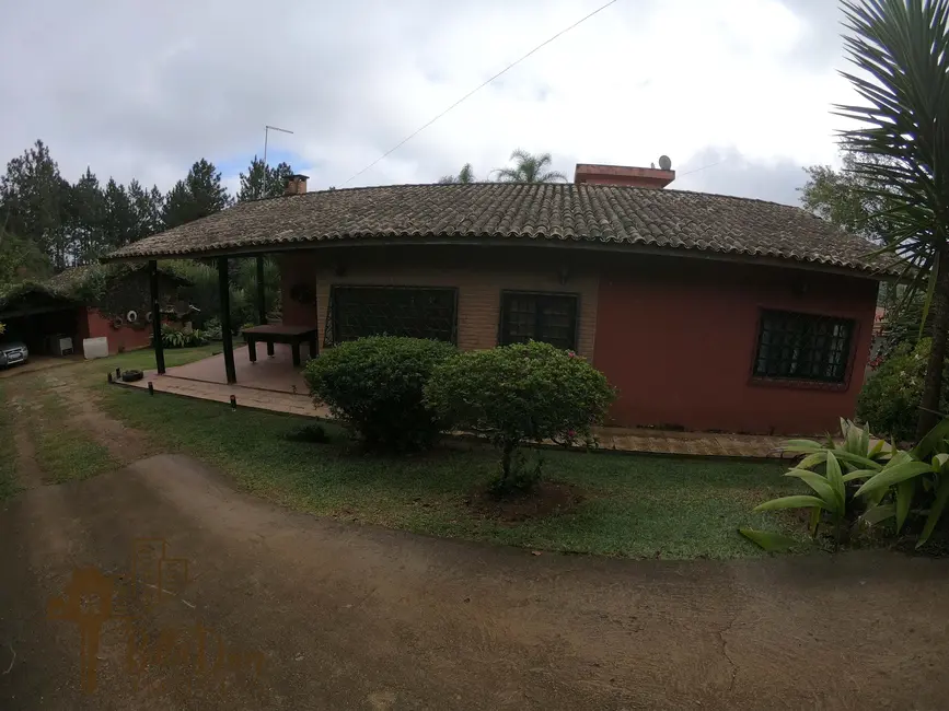 Foto 3 de Chácara com 3 quartos para alugar, 700m2 em Aguassaí (Caucaia do Alto), Cotia - SP