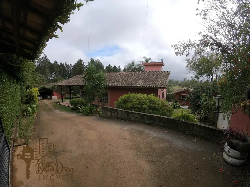 Foto 2 de Chácara com 3 quartos para alugar, 700m2 em Aguassaí (Caucaia do Alto), Cotia - SP
