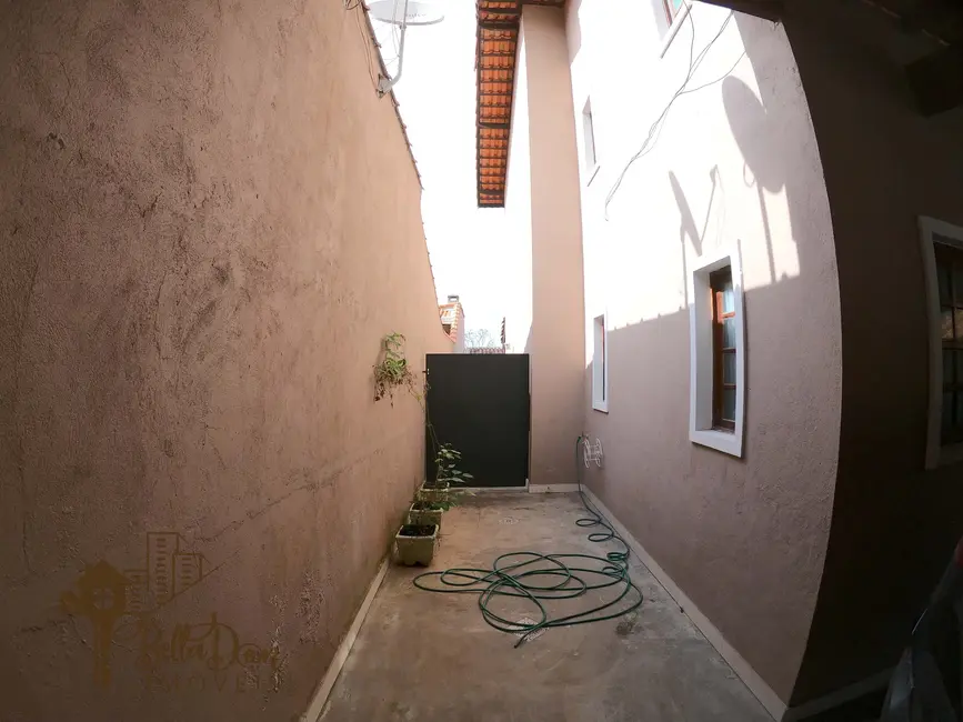 Foto 4 de Casa com 3 quartos à venda, 225m2 em Vargem Grande Paulista - SP