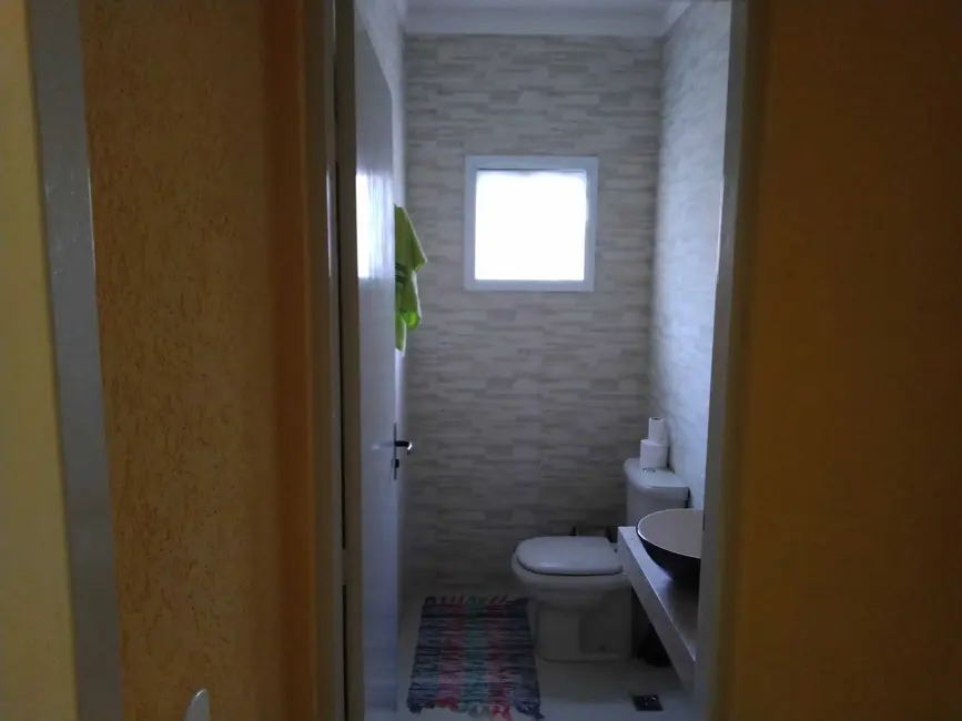 Casa de Condomínio com 3 quartos à venda, 168m2 em Colonial Village (Caucaia do Alto), Cotia - SP - imagem 4 Foto 4 de Casa de Condomínio com 3 quartos à venda, 168m2 em Colonial Village (Caucaia do Alto), Cotia - SP