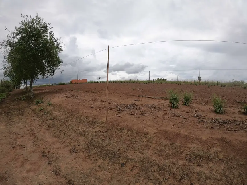 Foto 6 de Chácara com 2 quartos à venda, 200m2 em Piedade - SP