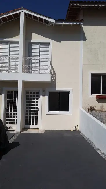 Foto 6 de Casa de Condomínio com 2 quartos à venda, 70m2 em Vila Monte Serrat, Cotia - SP