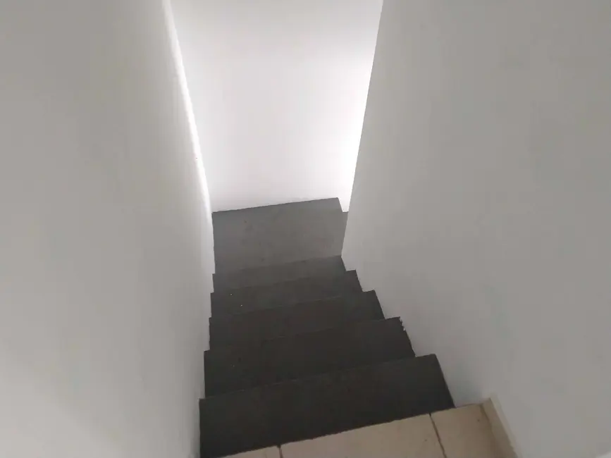 Foto 16 de Casa de Condomínio com 2 quartos à venda, 70m2 em Vila Monte Serrat, Cotia - SP