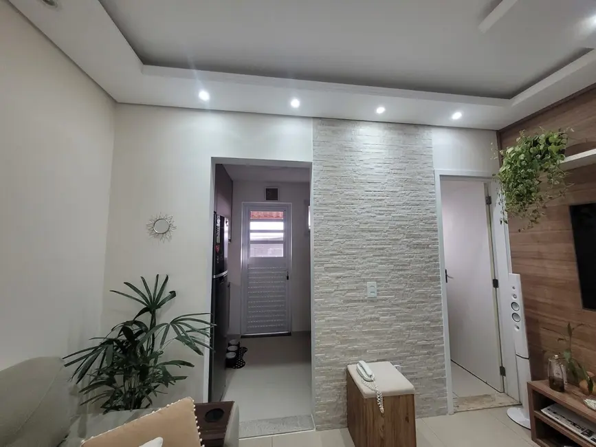 Foto 14 de Casa de Condomínio com 2 quartos à venda, 49m2 em Água Espraiada (Caucaia do Alto), Cotia - SP