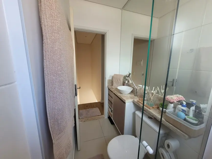 Foto 3 de Casa de Condomínio com 2 quartos à venda, 49m2 em Água Espraiada (Caucaia do Alto), Cotia - SP