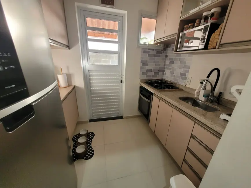 Foto 21 de Casa de Condomínio com 2 quartos à venda, 49m2 em Água Espraiada (Caucaia do Alto), Cotia - SP