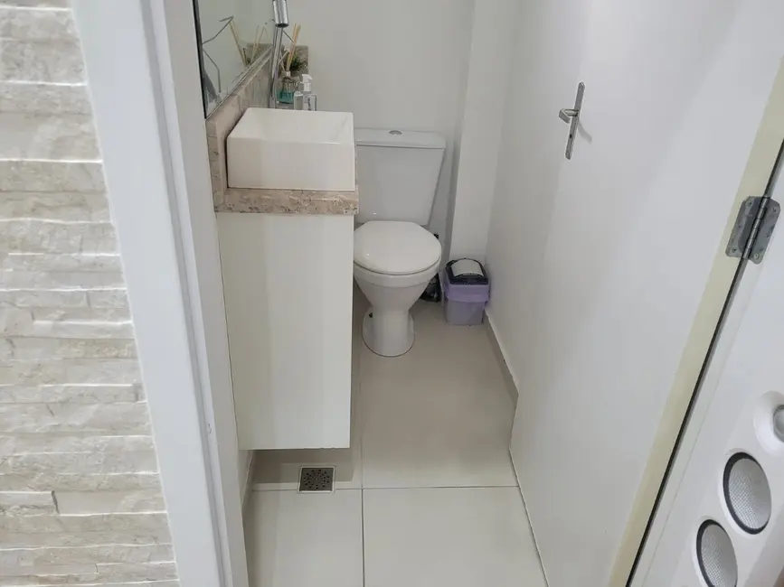 Foto 16 de Casa de Condomínio com 2 quartos à venda, 49m2 em Água Espraiada (Caucaia do Alto), Cotia - SP