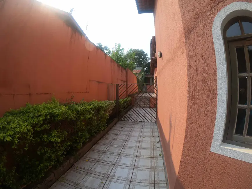 Foto 5 de Casa com 4 quartos à venda, 400m2 em Parque Dom Henrique, Cotia - SP