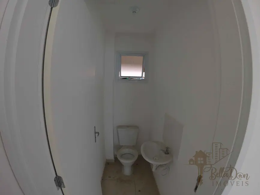 Foto 4 de Casa de Condomínio com 2 quartos à venda, 49m2 em Água Espraiada (Caucaia do Alto), Cotia - SP