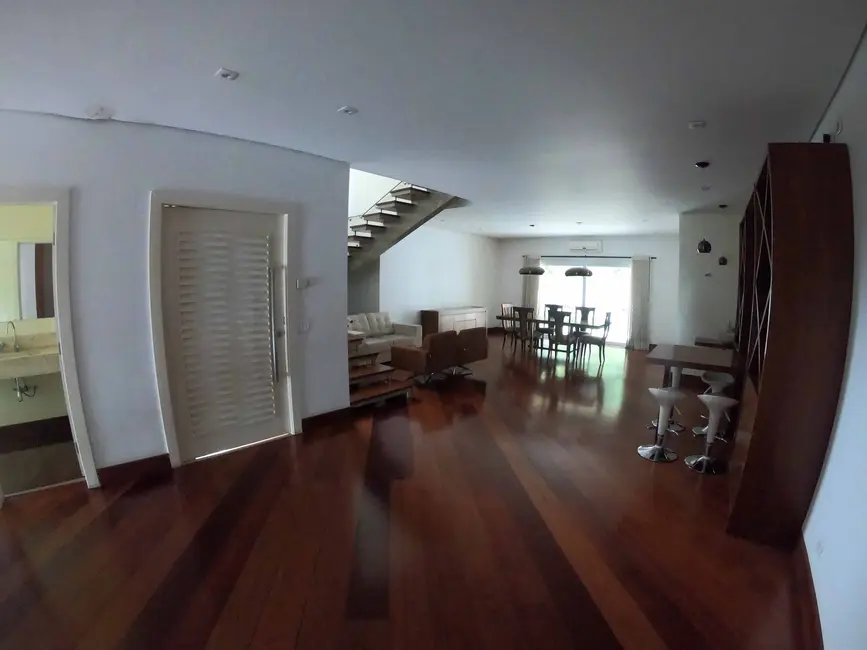 Casa de Condomínio com 4 quartos à venda, 651m2 em Granja Viana, Cotia - SP - imagem 6 Foto 6 de Casa de Condomínio com 4 quartos à venda, 651m2 em Granja Viana, Cotia - SP