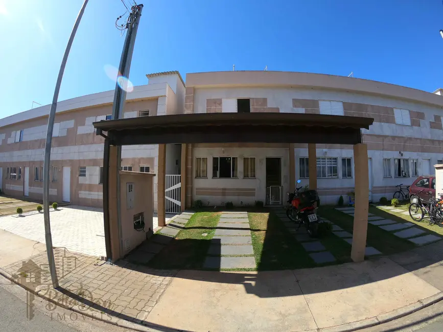 Foto 2 de Casa de Condomínio com 2 quartos à venda, 61m2 em Água Espraiada (Caucaia do Alto), Cotia - SP