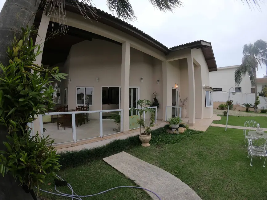 Casa de Condomínio com 3 quartos à venda e para alugar, 700m2 em Granja Viana, Carapicuiba - SP - imagem 8 Foto 8 de Casa de Condomínio com 3 quartos à venda e para alugar, 700m2 em Granja Viana, Carapicuiba - SP